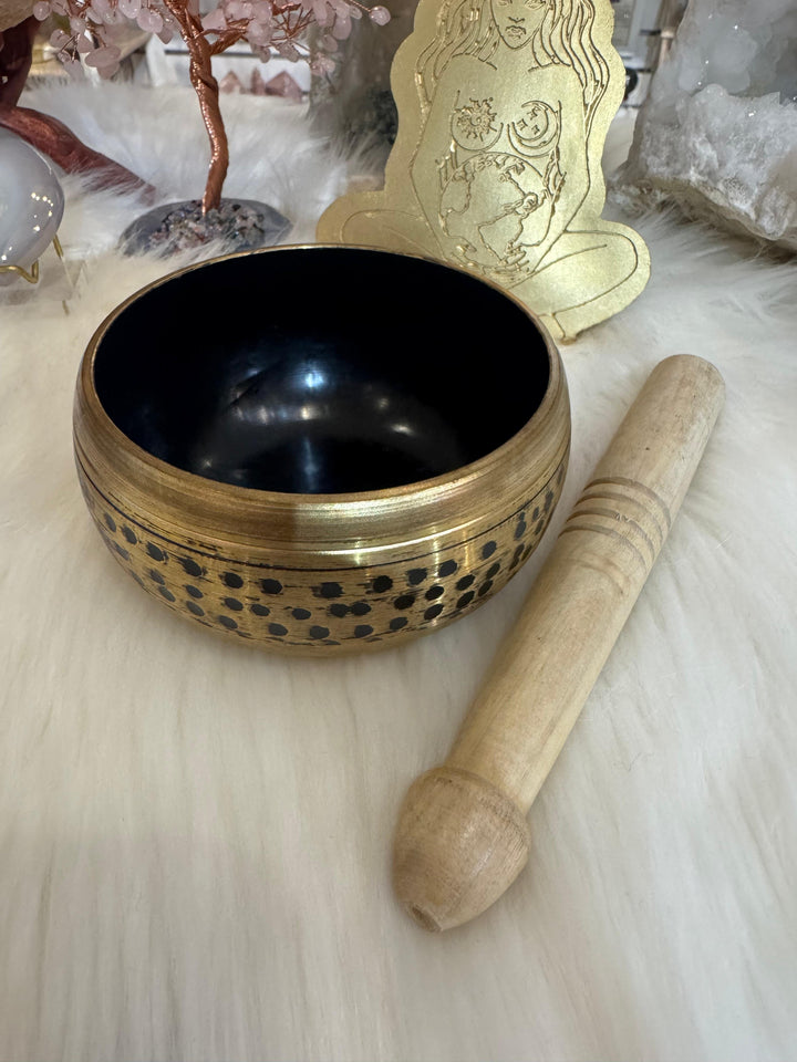 Hammered Singing Bowl (4' Diameter) with Wooden Mallet