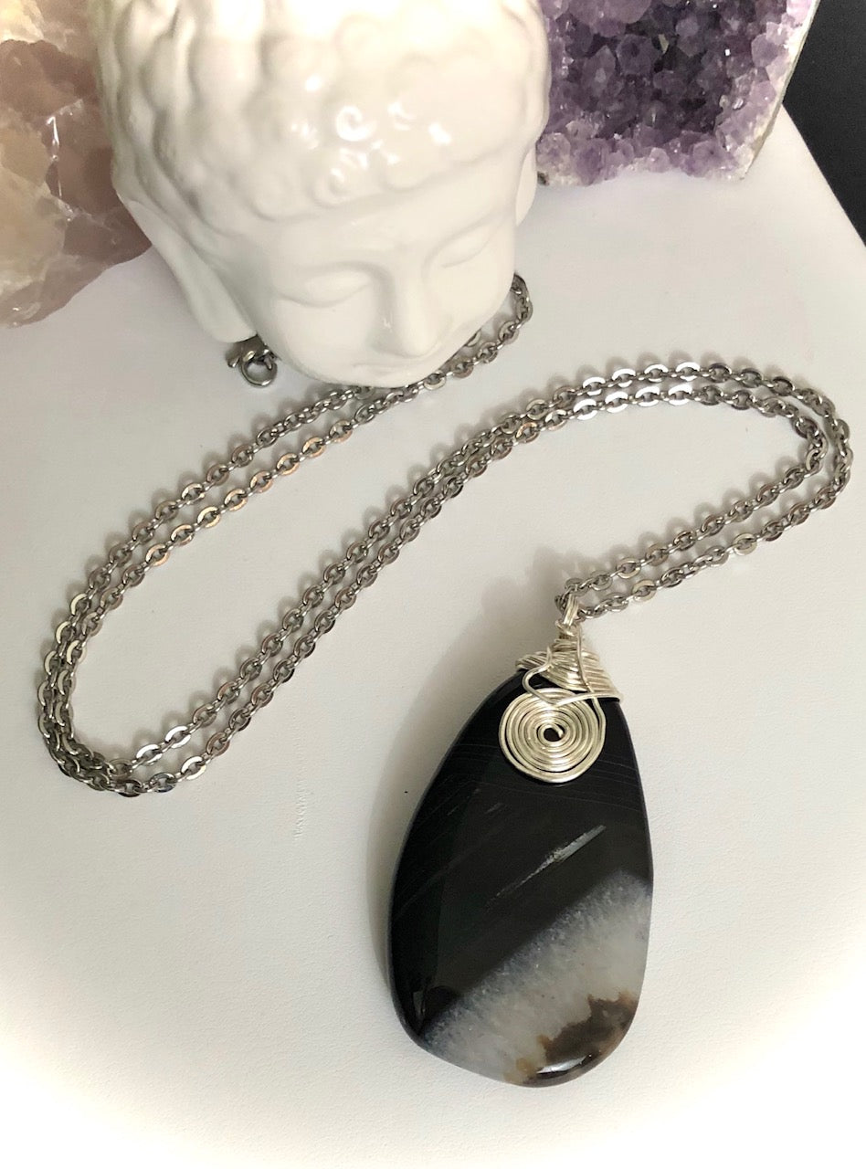 Agate Slice Pendant Necklace - 3 Colors - One of a Kind