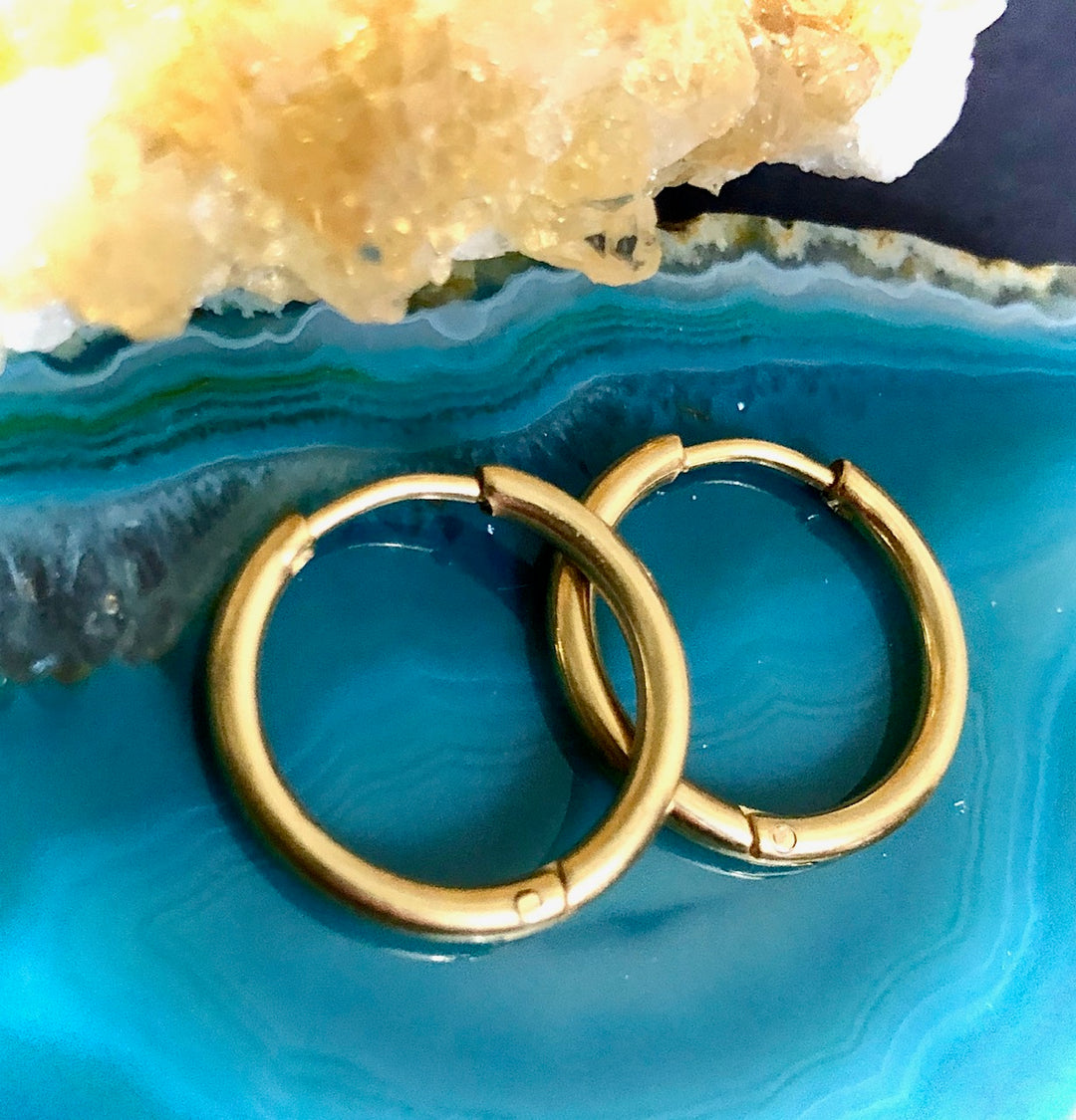 Unisex - Classic Hoop Earrings- Surgical Stainless Steel- 17mm Diameter- Choice or Gold or Silver