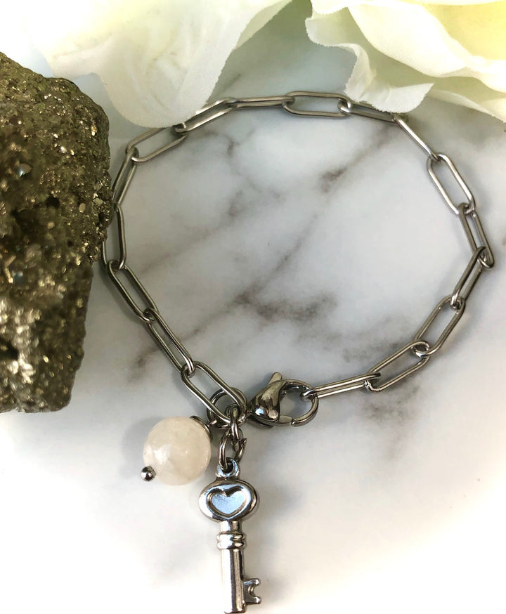 SILVER KEY CHARM & MOONSTONE CHAIN BRACELET - Paperclip Chain Bracelet - Stainless Steel - Oval Link Chain - Moonstone Bracelet